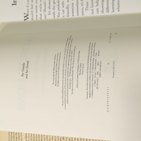 Oralee Wachter Close to Home Hardback Book w/Cover - 1986 - Picture 3 of 6